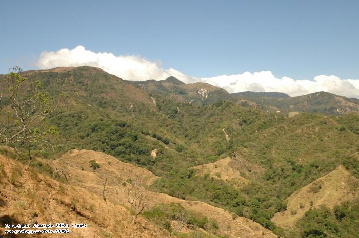 Photo Juntas Area, Costa Rica: Landscape and field work near Juntas, Costa Rica, 