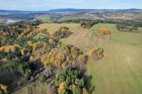 Oblast Kamenného vrchu nad Berchemštolou. Jedná se o západní část reví.. Oblast Kamenného vrchu nad Berchemštolou. Jedná se o západní část reví..