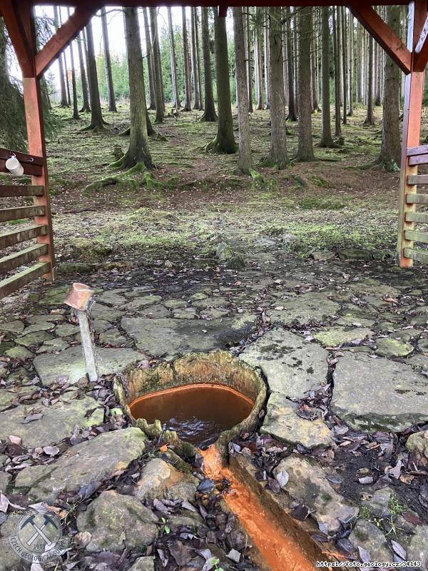 Fotografie Otro��nsk� kyselka: Otro��nsk� kyselka, Otro��nsk� kyselka