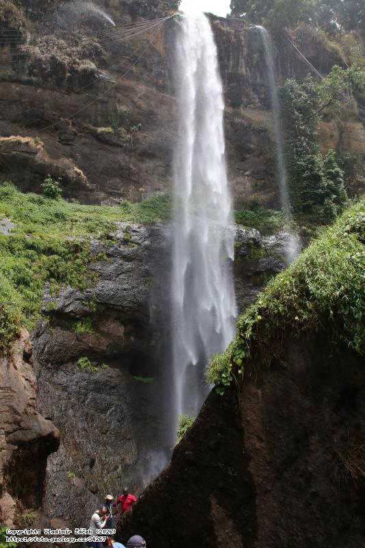 Fotografie Vodop�dy Sipi, Uganda: Vodop�dy Sipi na svaz�ch Mt. Elgon ve v�chodn� Ugand�, 