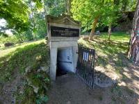 Vstup do historické štoly, která byla vybudována v letech 1834-37 za úče..