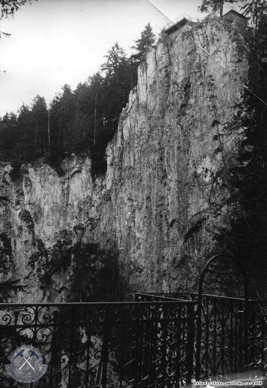 Fotografie : , Macocha