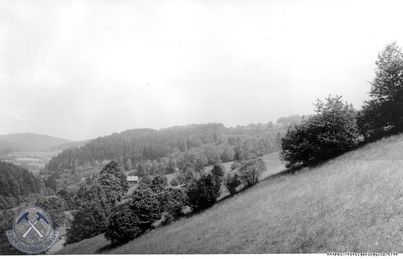 Fotografie Panorama �dol� od Otavy ke Ka�persk�m hor�m: Panorama �dol� od Otavy ke Ka�persk�m Hor�m, Rej�tejn