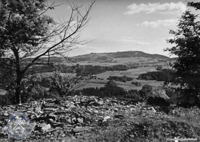 Fotografie Pohled na Kozkov od severu: Kozkov od Horsk Kamenice, Kozkov