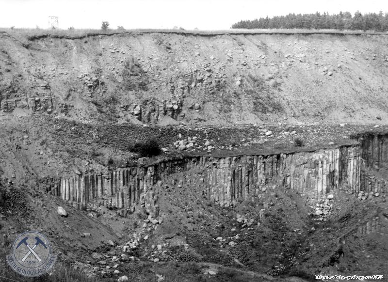 Fotografie : Balvanit� b�eh �eky Odravy., Slapany u Chebu