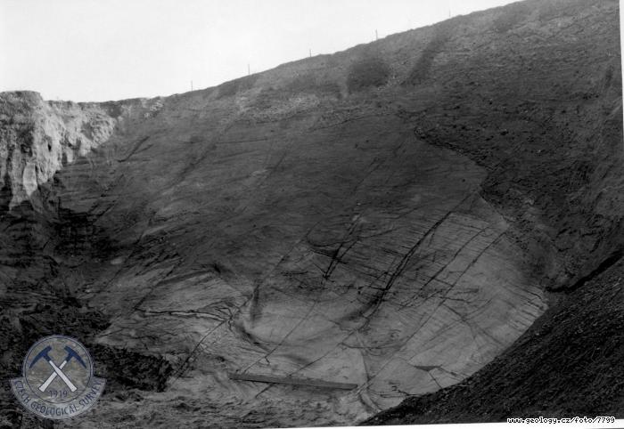 Fotografie : Plestocenn tektonika v glacifluvilnch pscch mstn pskovny., Kozmice