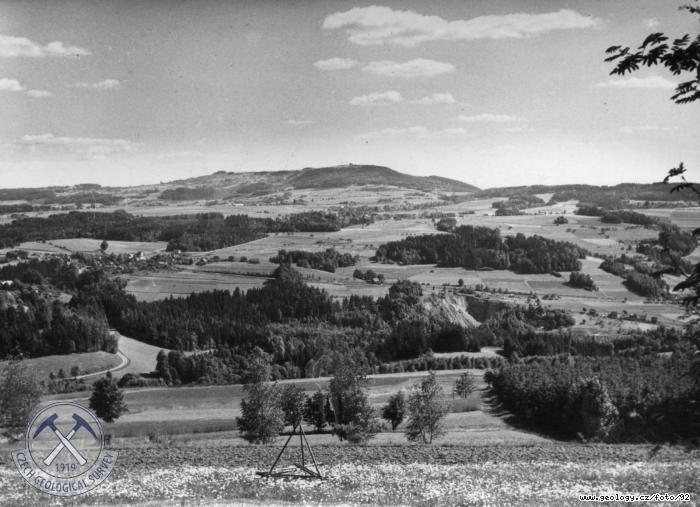 Fotografie Pohled na Kozákov od severu: Kozákov od Horské Kamenice, Kozákov